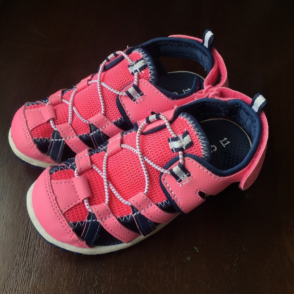 Carter girls sandals ☀️☀️☀️